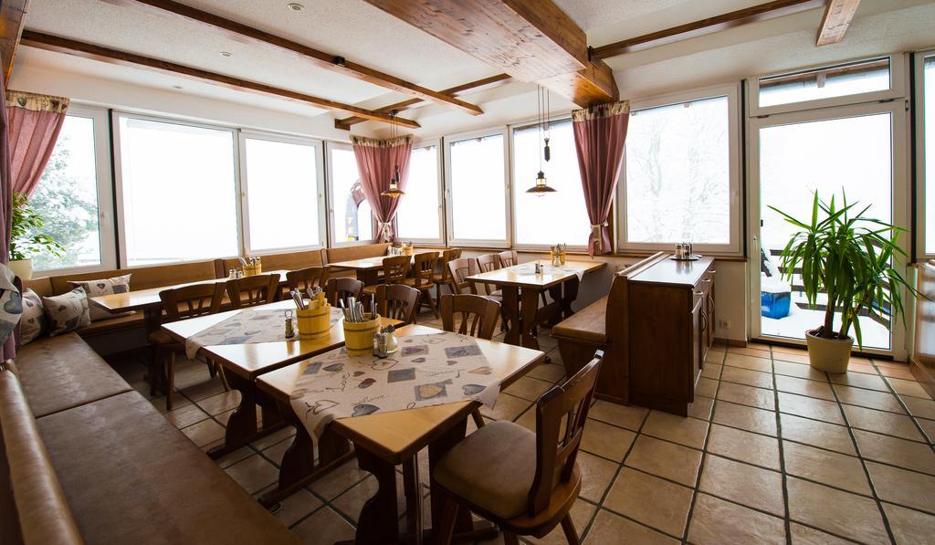 Panoramagasthof Auf Dem Auerberg Bernbeuren Exterior photo